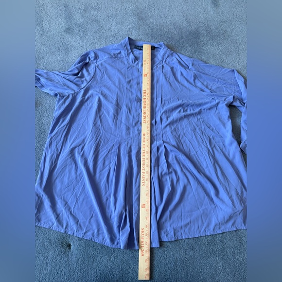 Susan Graver Style Periwinkle Blue Pleated Blouse size 3X - Picture 3 of 7